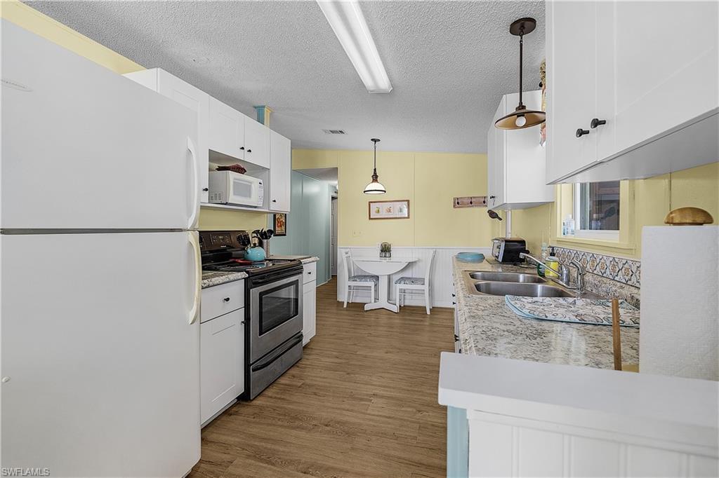 PINE ISLAND COVE - Residential