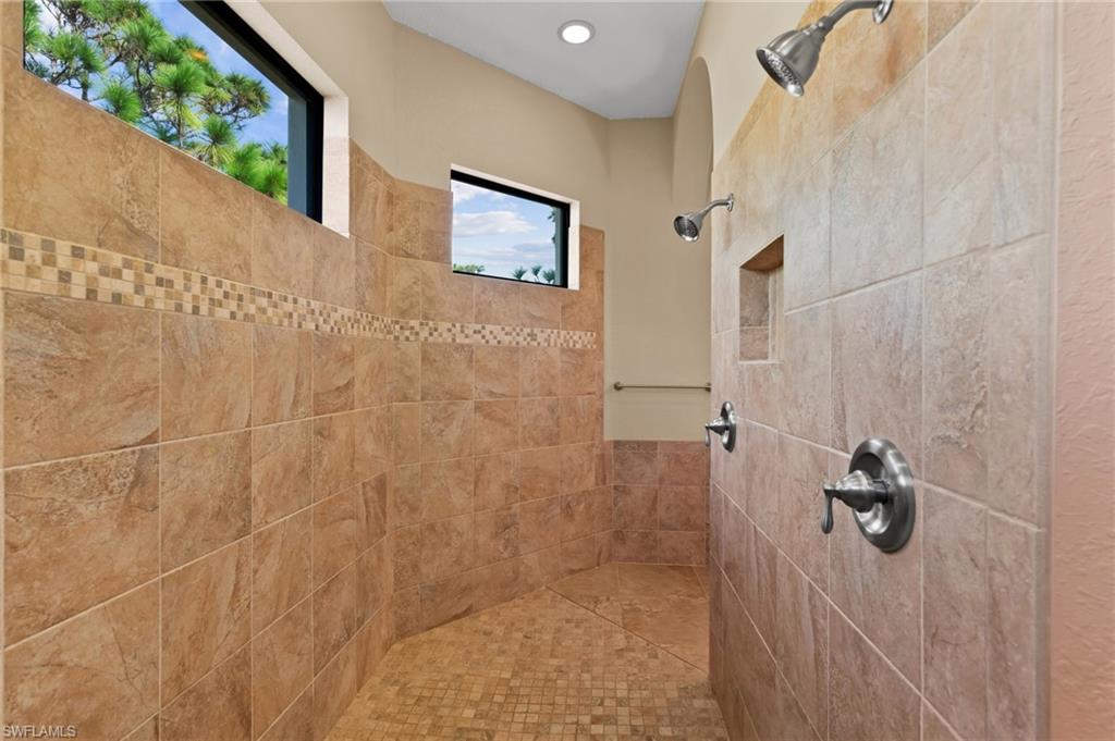 CALUSA RIDGE - Residential