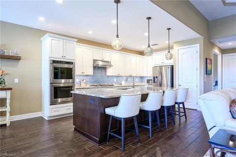 Featured picture for the property 226008861