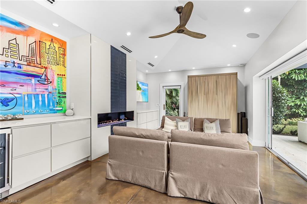 COQUINA SANDS - Residential