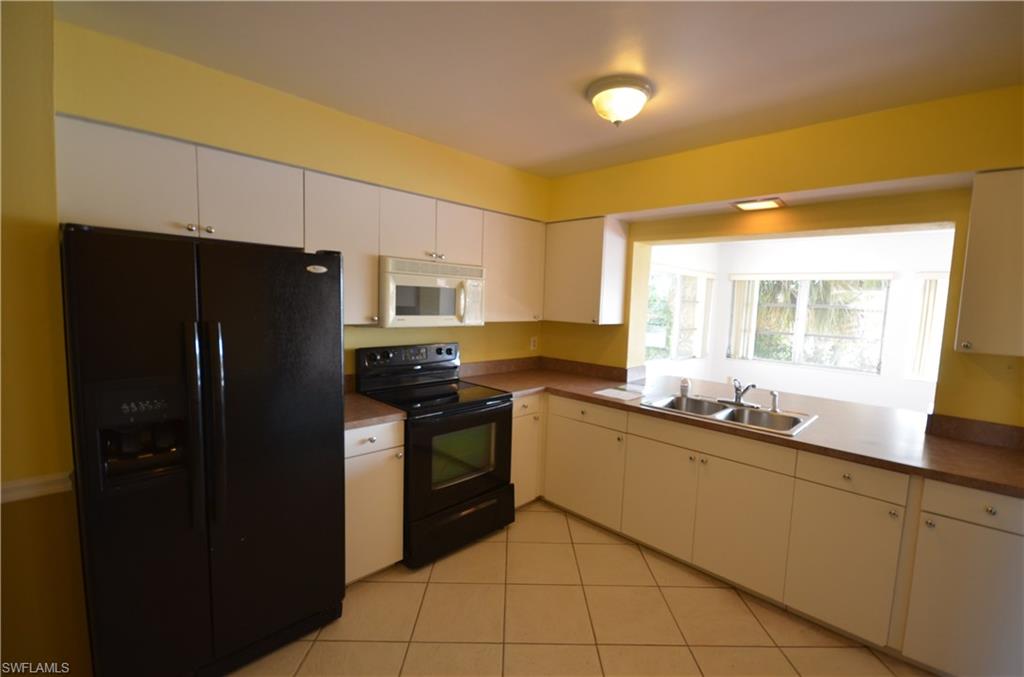 LAKEVIEW GARDENS CONDO - Residential