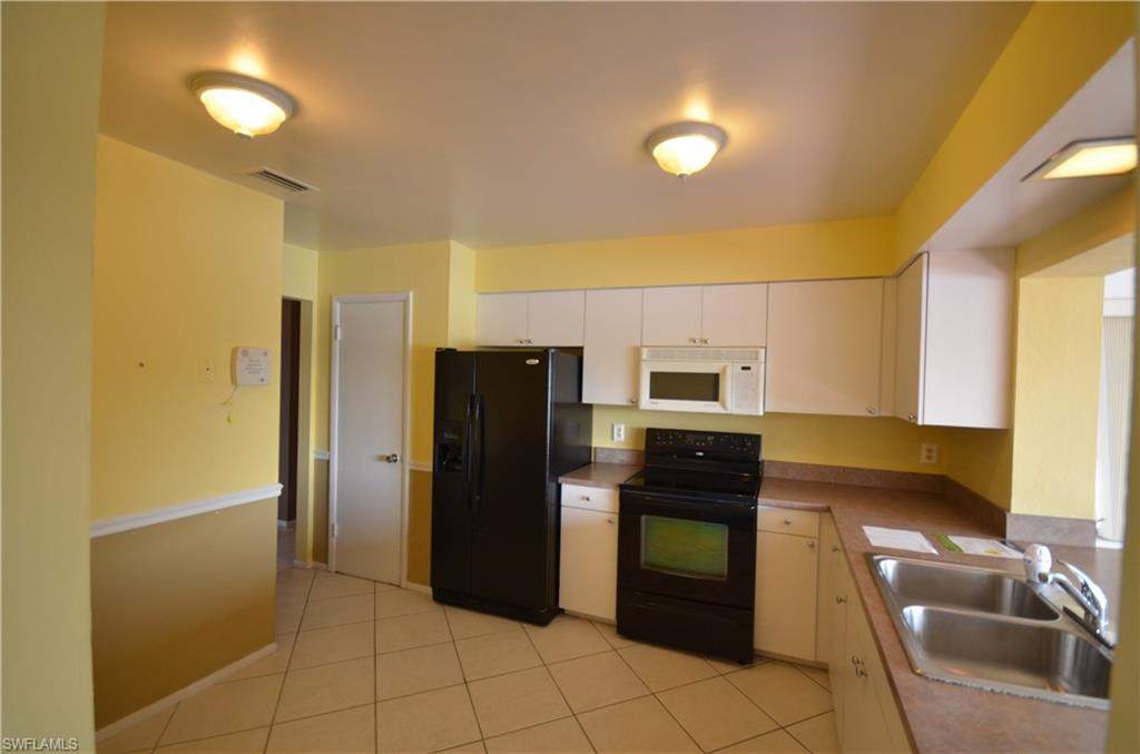 LAKEVIEW GARDENS CONDO - Residential