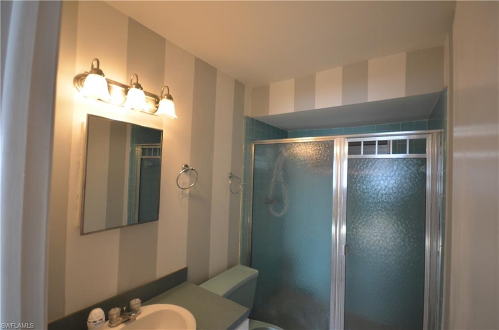 LAKEVIEW GARDENS CONDO - Residential