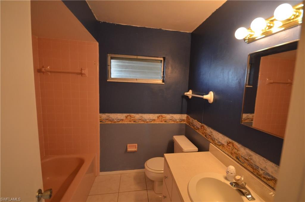 LAKEVIEW GARDENS CONDO - Residential