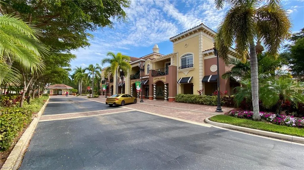 Estero, Florida 33928, United States, 2 Bedrooms Bedrooms, ,2 BathroomsBathrooms,Residential,Pending,150970