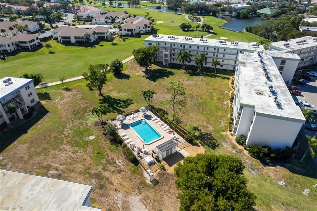 SEVEN LAKES - Residential