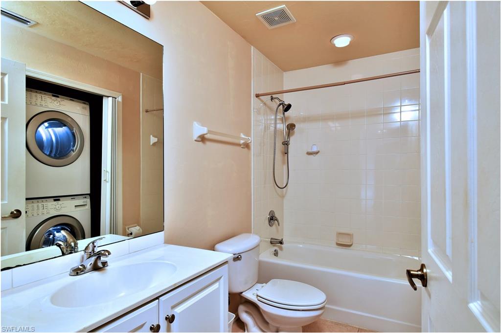 KINGS GREEN - Residential