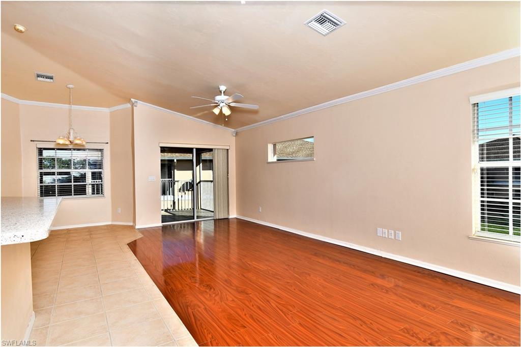 KINGS GREEN - Residential