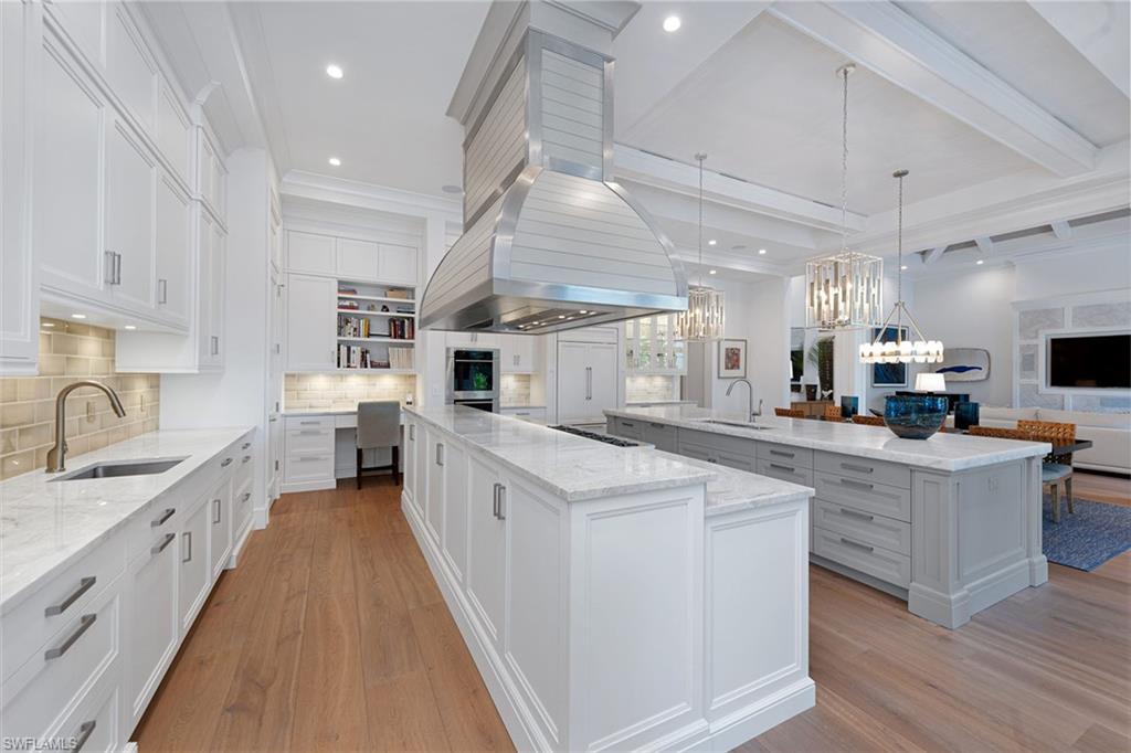 AQUALANE SHORES - Residential