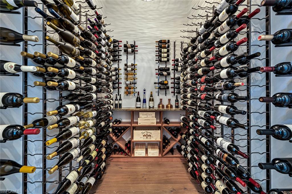 AQUALANE SHORES - Residential