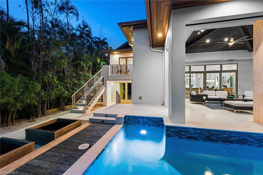 AQUALANE SHORES - Residential