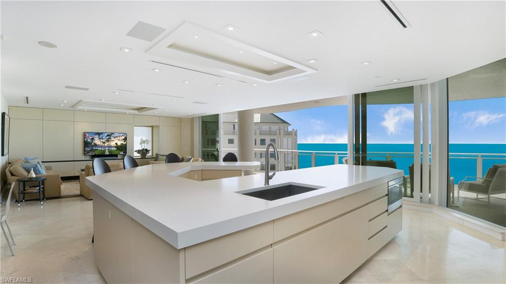 BRIGHTON AT BAY COLONY - Residential