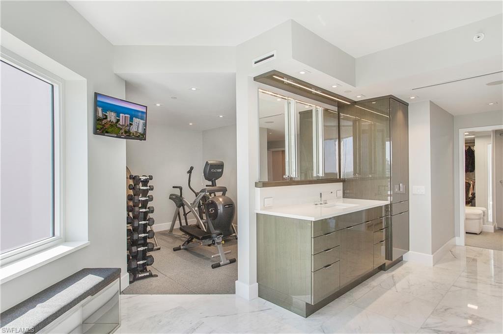 BRIGHTON AT BAY COLONY - Residential