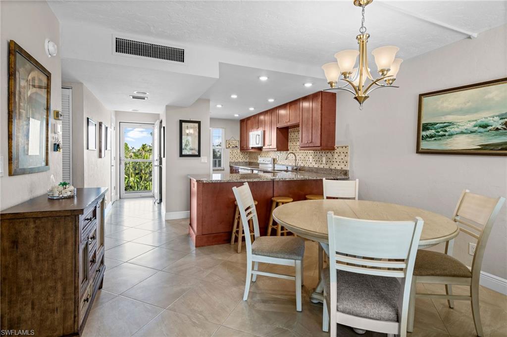 FRENCH VILLAGE OF MARCO - Residential