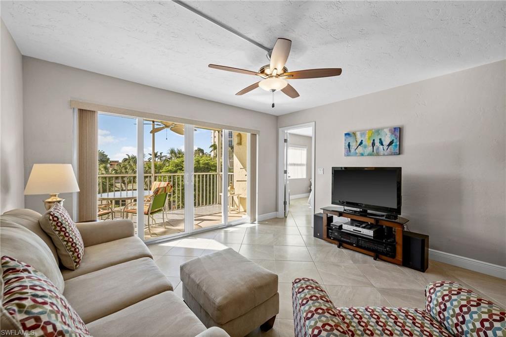 FRENCH VILLAGE OF MARCO - Residential