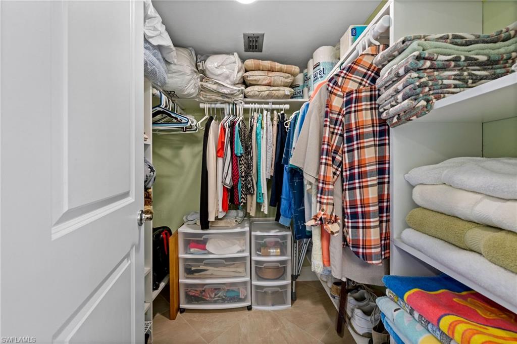 FRENCH VILLAGE OF MARCO - Residential