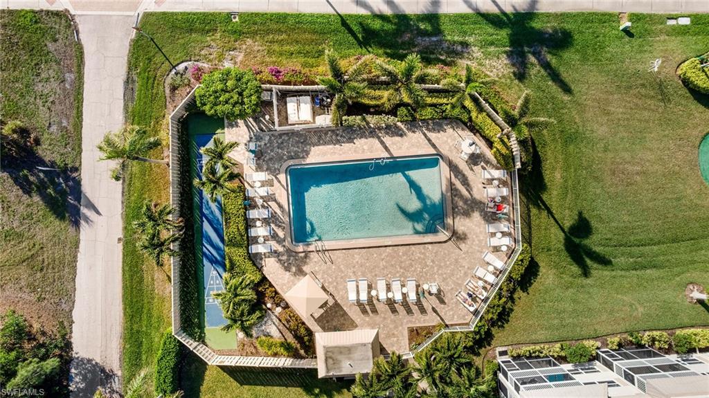 FRENCH VILLAGE OF MARCO - Residential