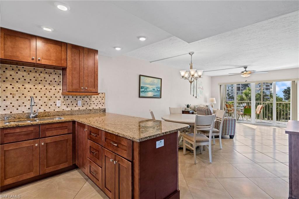 FRENCH VILLAGE OF MARCO - Residential