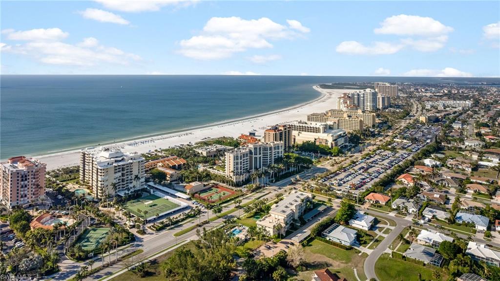 FRENCH VILLAGE OF MARCO - Residential