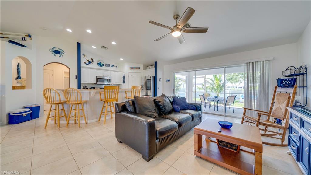 CAPE CORAL - Residential Lease