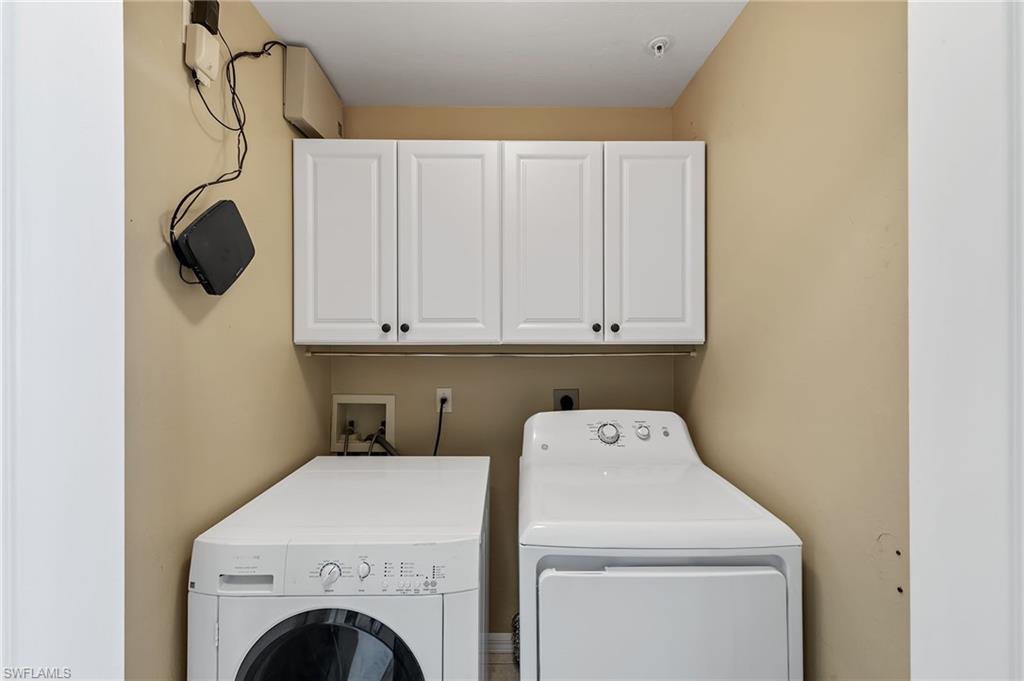 LAKESIDE GREEN - Residential