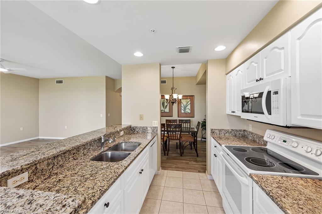 LAKESIDE GREEN - Residential