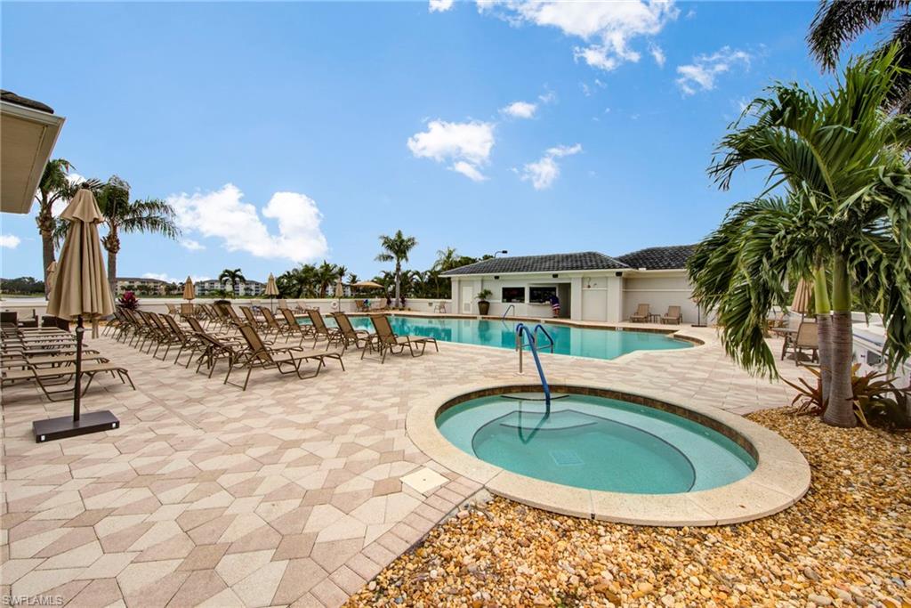 LAKESIDE GREEN - Residential