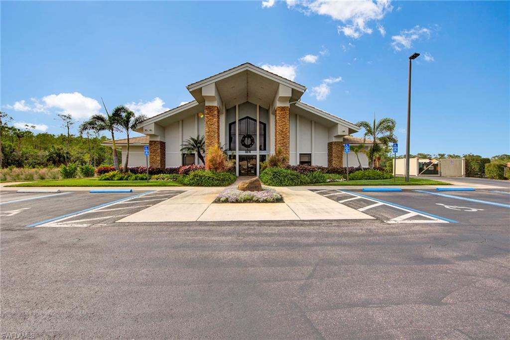 LAKESIDE GREEN - Residential