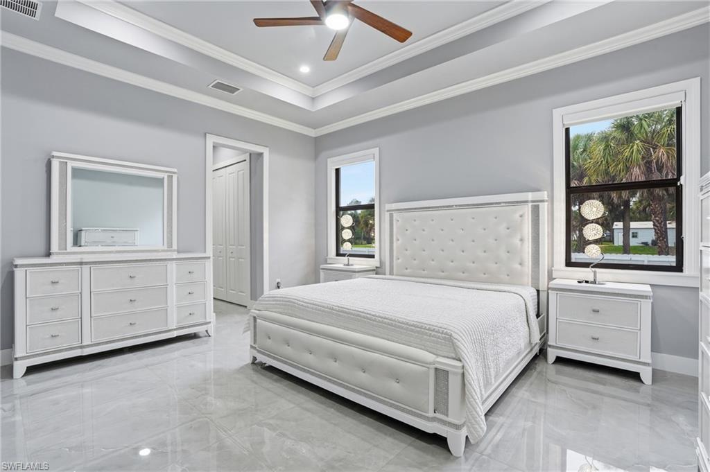 GOLDEN GATE ESTATES - Residential