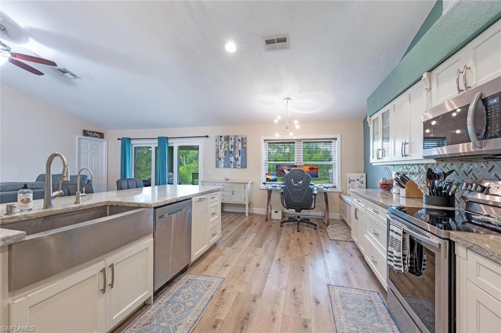 GOLDEN GATE ESTATES - Residential