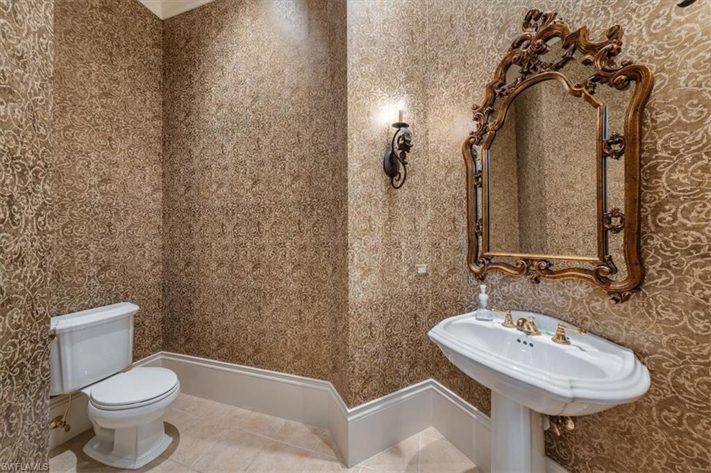 QUAIL WEST - Residential