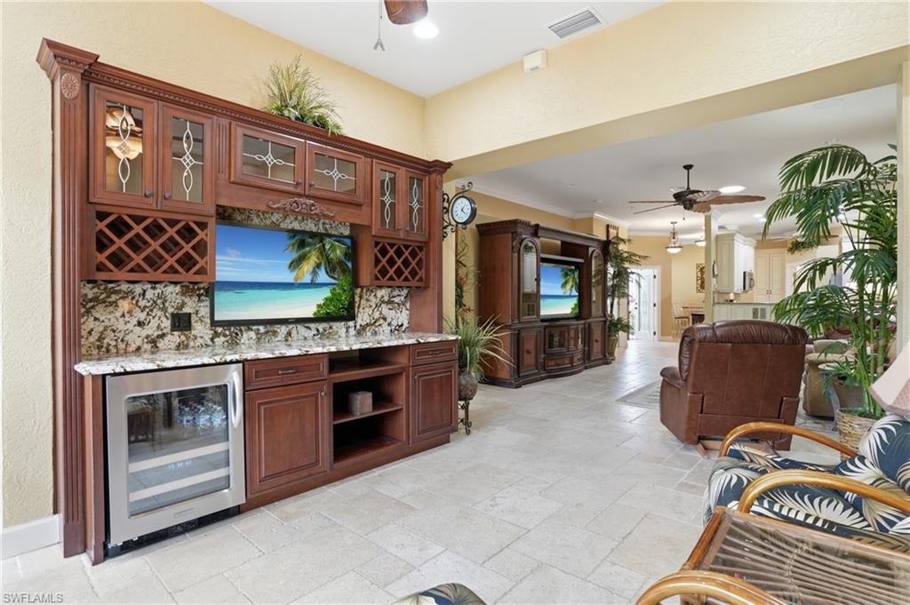 VILLAS AT OLDE HICKORY - Residential