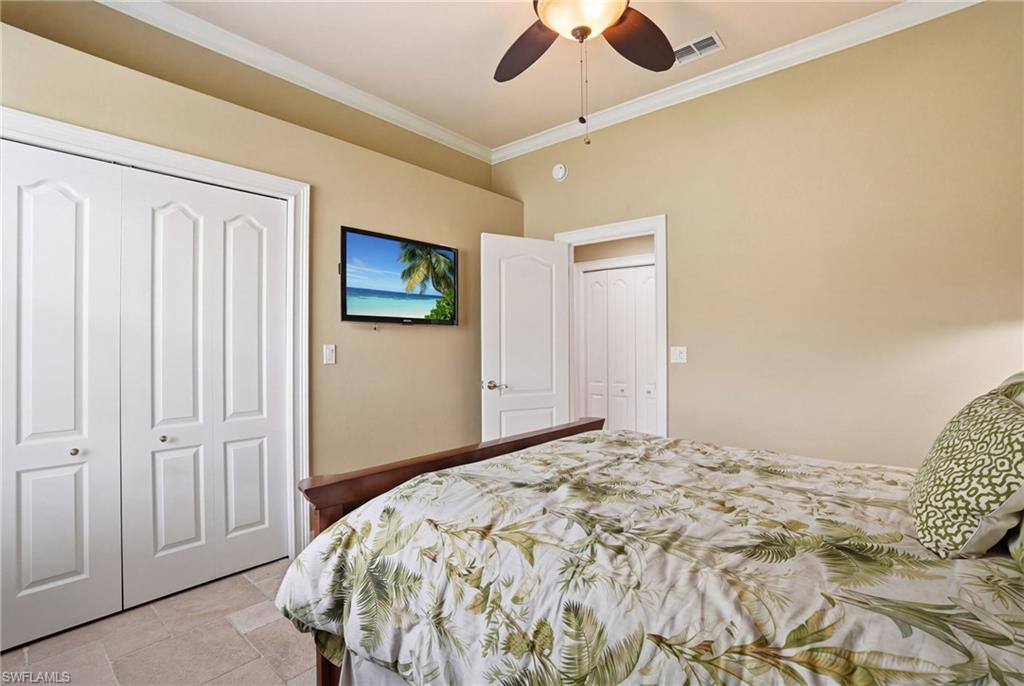 VILLAS AT OLDE HICKORY - Residential