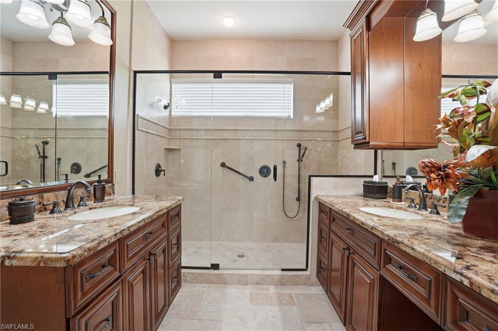 VILLAS AT OLDE HICKORY - Residential