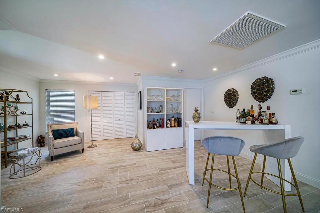 MOORINGS - Residential