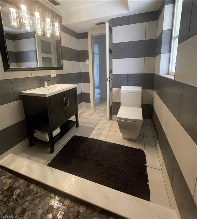 ROYAL HARBOR - Residential