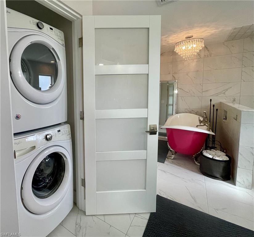 ROYAL HARBOR - Residential