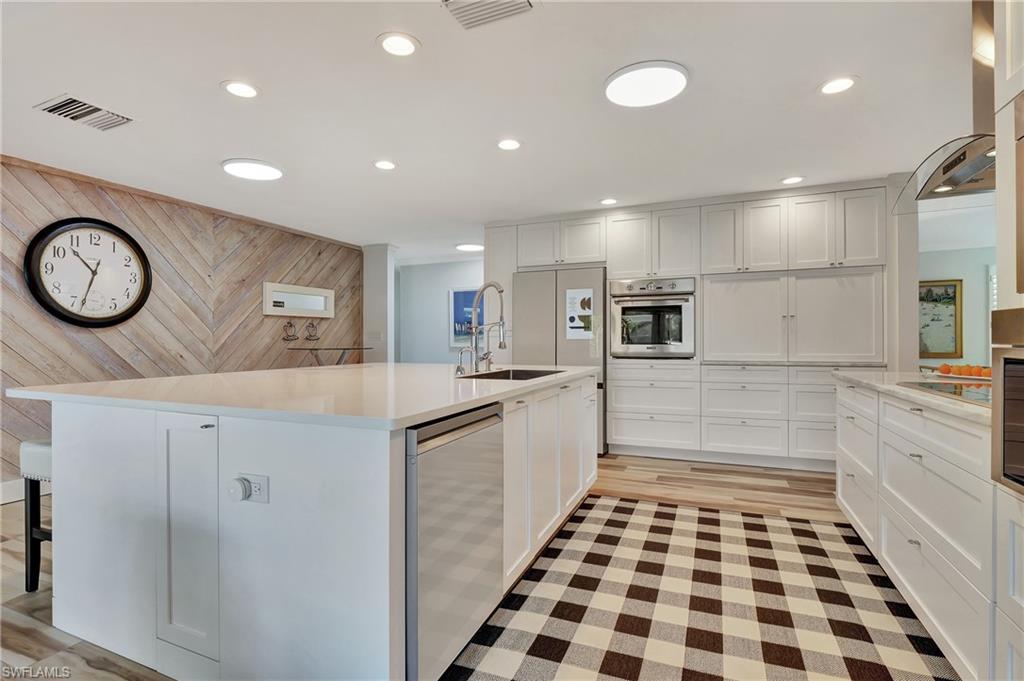 ROYAL HARBOR - Residential