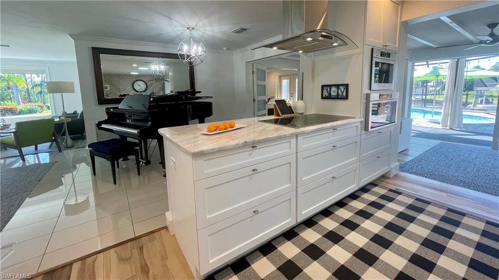 ROYAL HARBOR - Residential