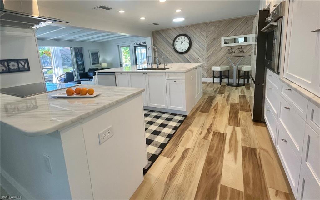 ROYAL HARBOR - Residential