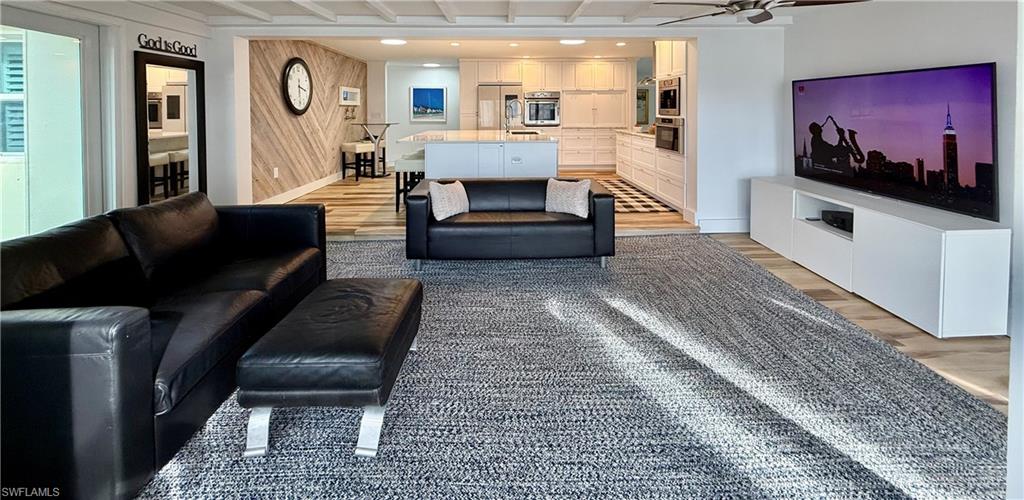 ROYAL HARBOR - Residential