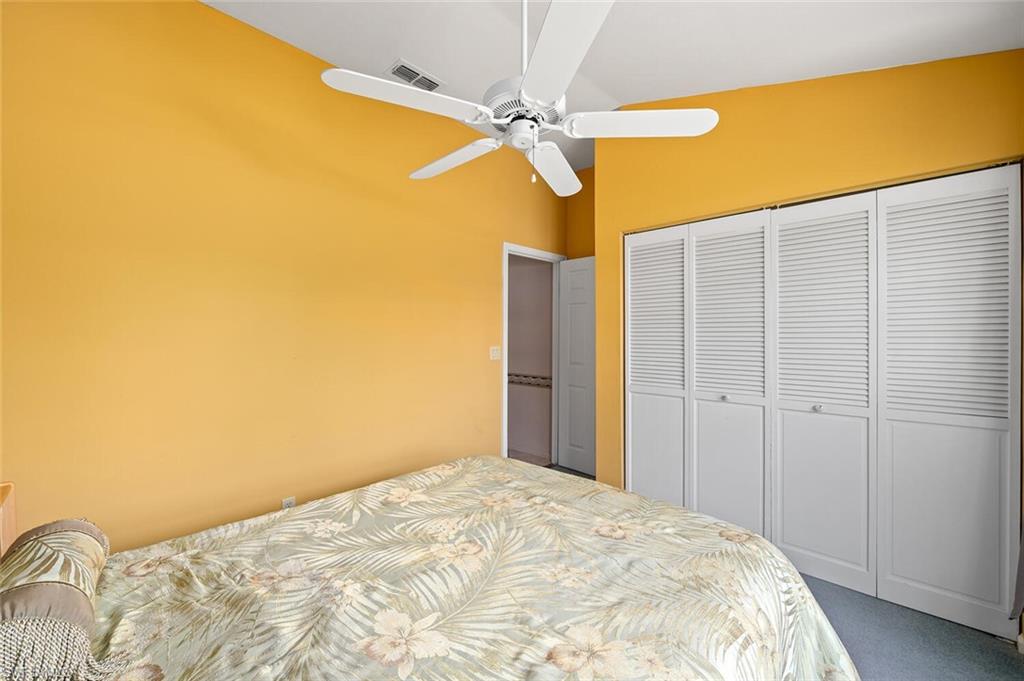 FOUNTAIN LAKES - Residential