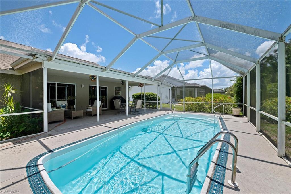 FOUNTAIN LAKES - Residential