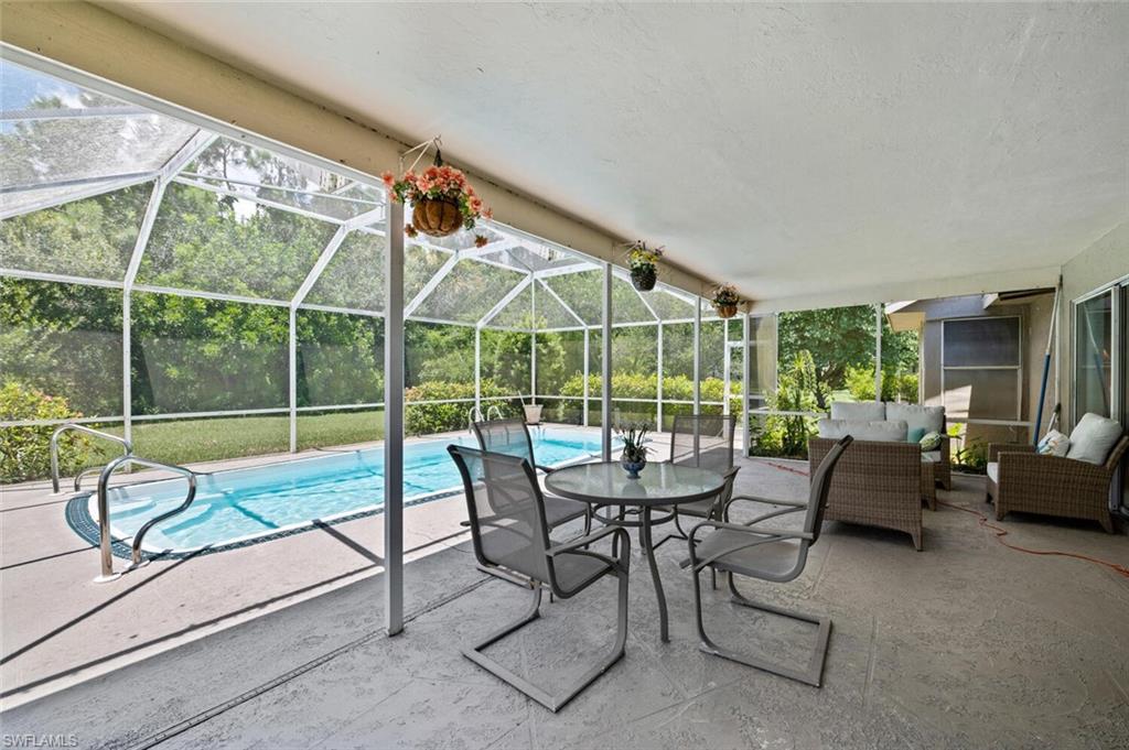 FOUNTAIN LAKES - Residential