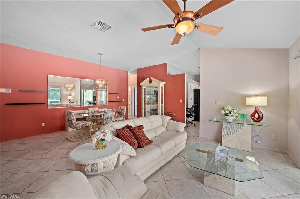 FOUNTAIN LAKES - Residential