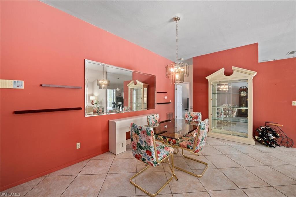 FOUNTAIN LAKES - Residential