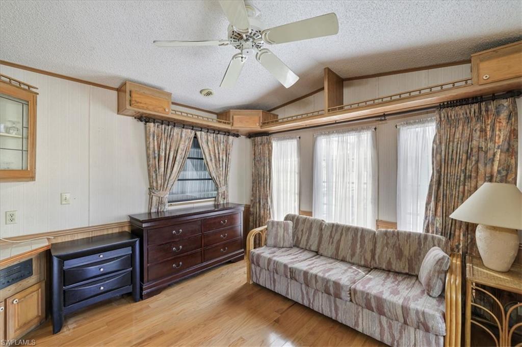 FOUNTAIN VIEW RV RESORT - Residential