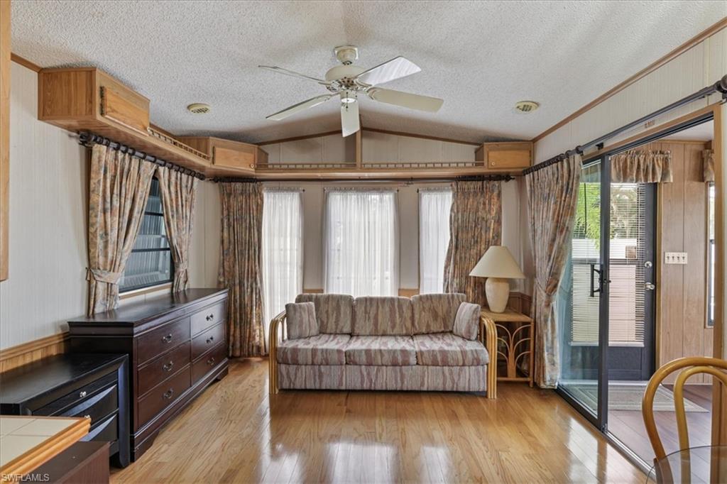 FOUNTAIN VIEW RV RESORT - Residential