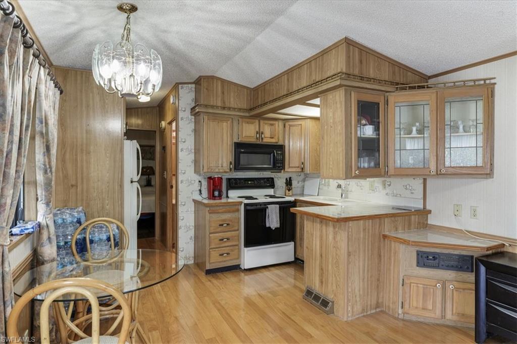 FOUNTAIN VIEW RV RESORT - Residential