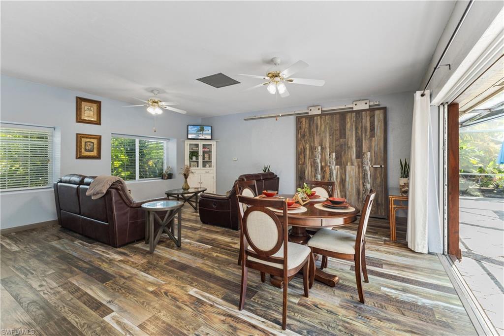 SAN CARLOS PARK - Residential